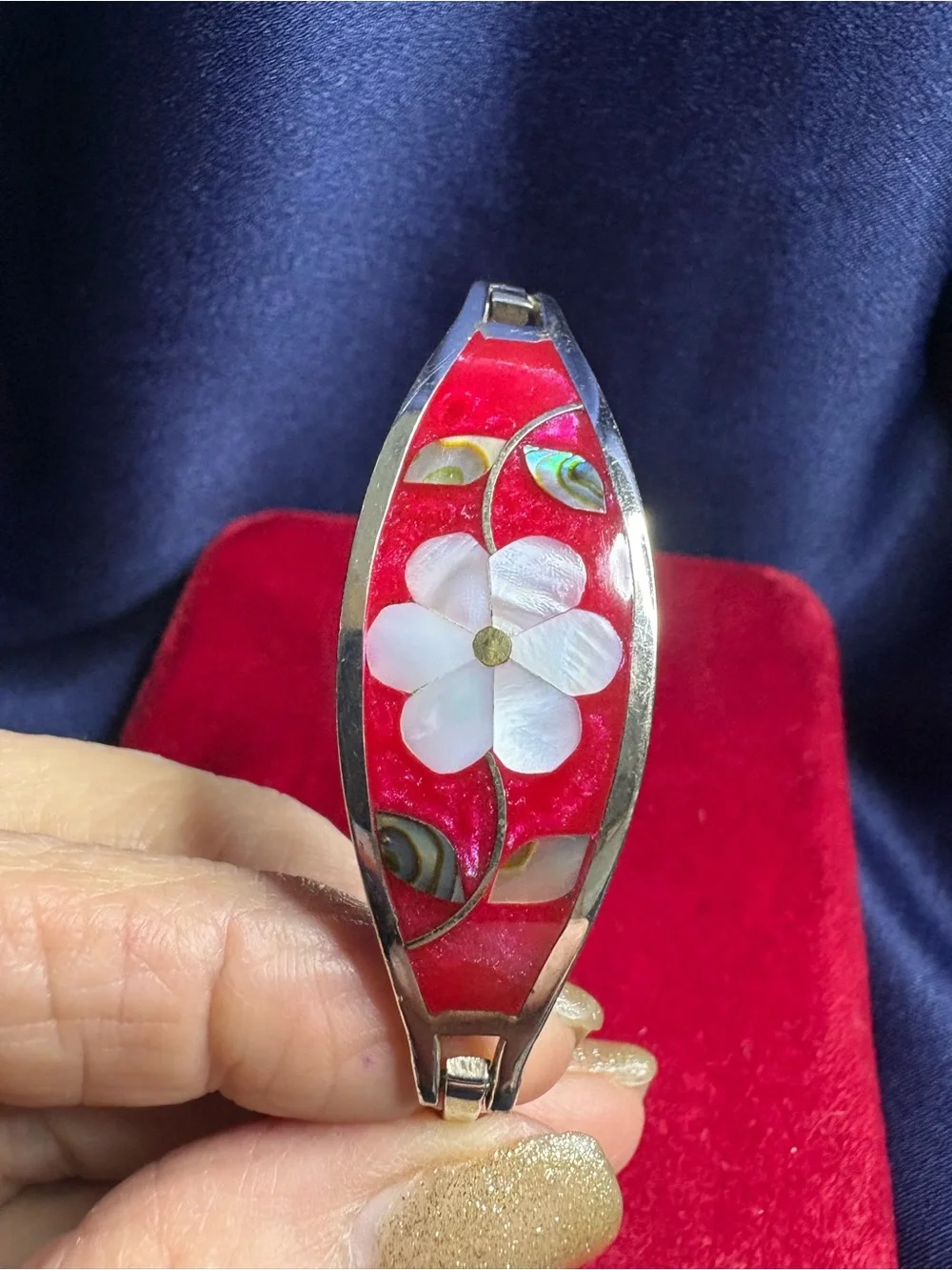 Bracelet Alpaca Mother-of-Pearl Inlay Floral Vine Design Mexico